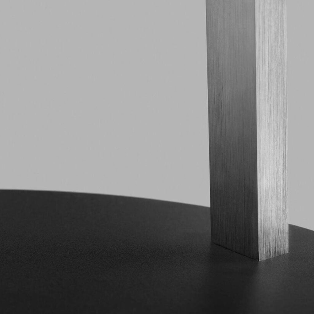 Dark T1 Gulvlampe - Light Point