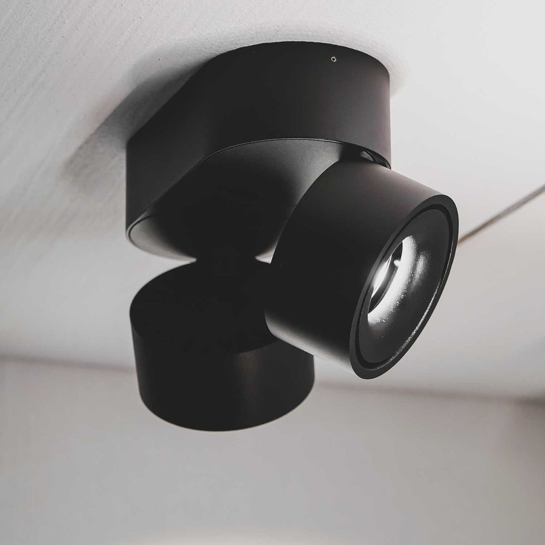 Aim Spot Double Loft/Vægspot - Sort - Loom Design