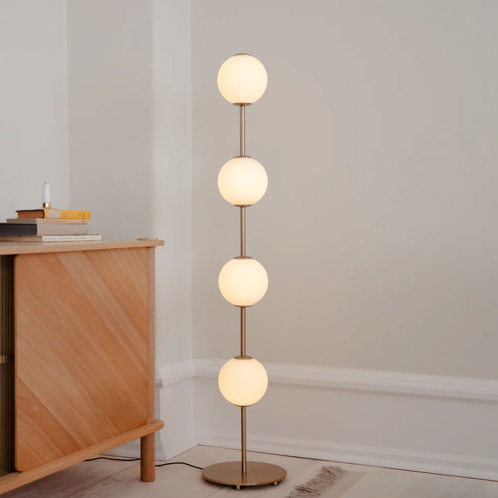 Audrey floor Gulvlampe - Messing - Umage