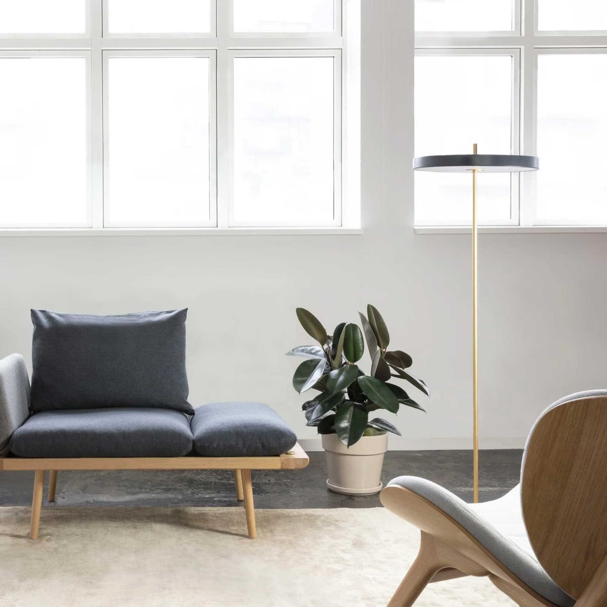 Asteria gulvlampe - Anthracite Grey - H: 150,7 cm - Umage