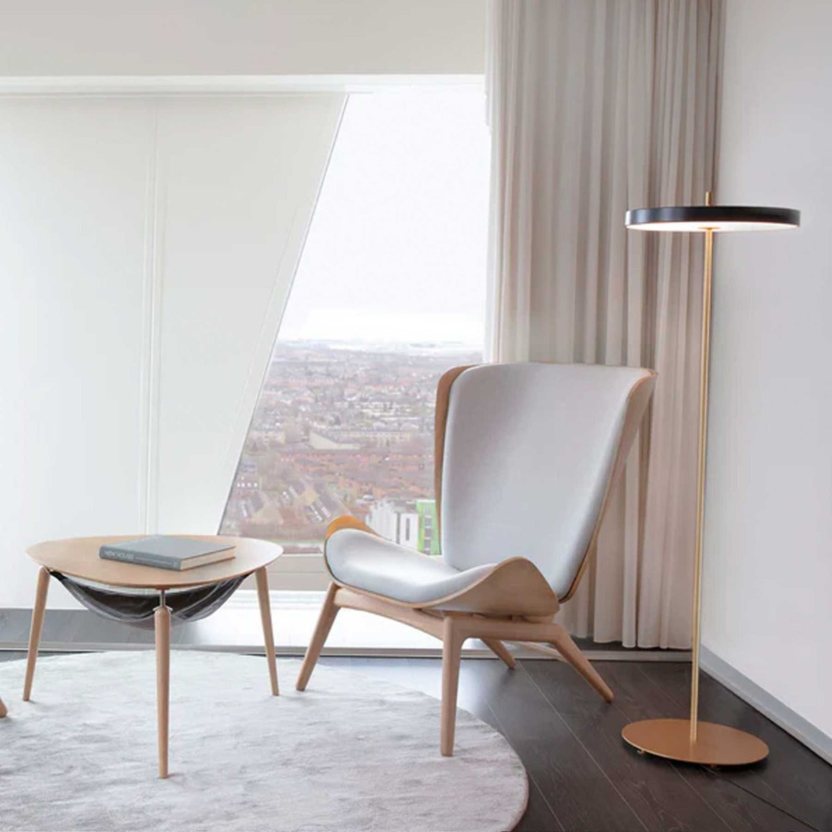 Asteria gulvlampe - Black - H: 150,7 cm - Umage