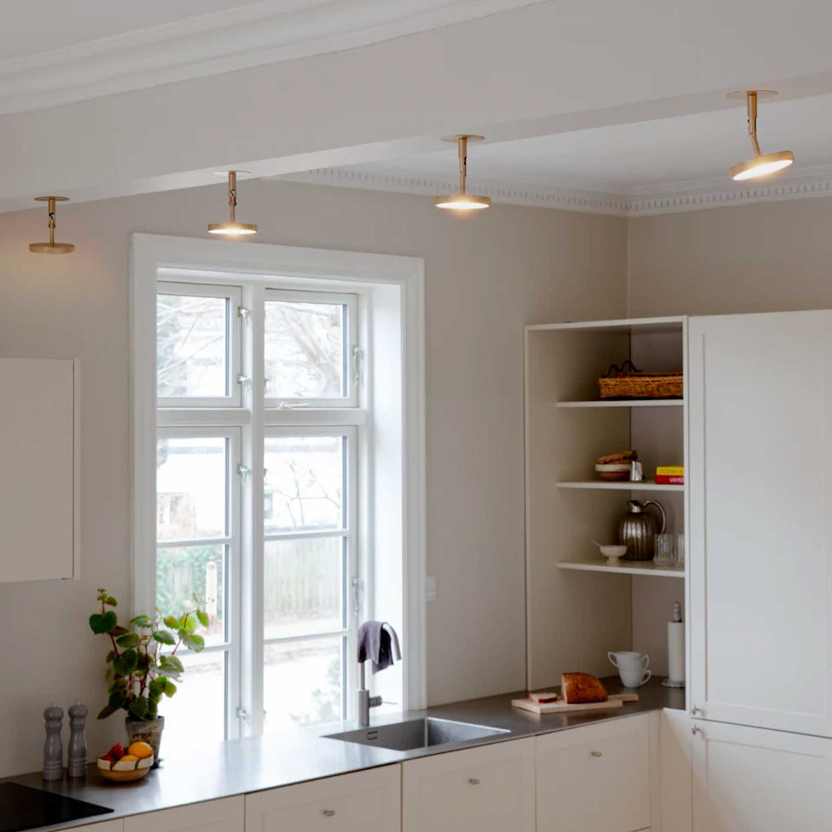 Asteria Spot Spotlampe - Plated brass - Umage