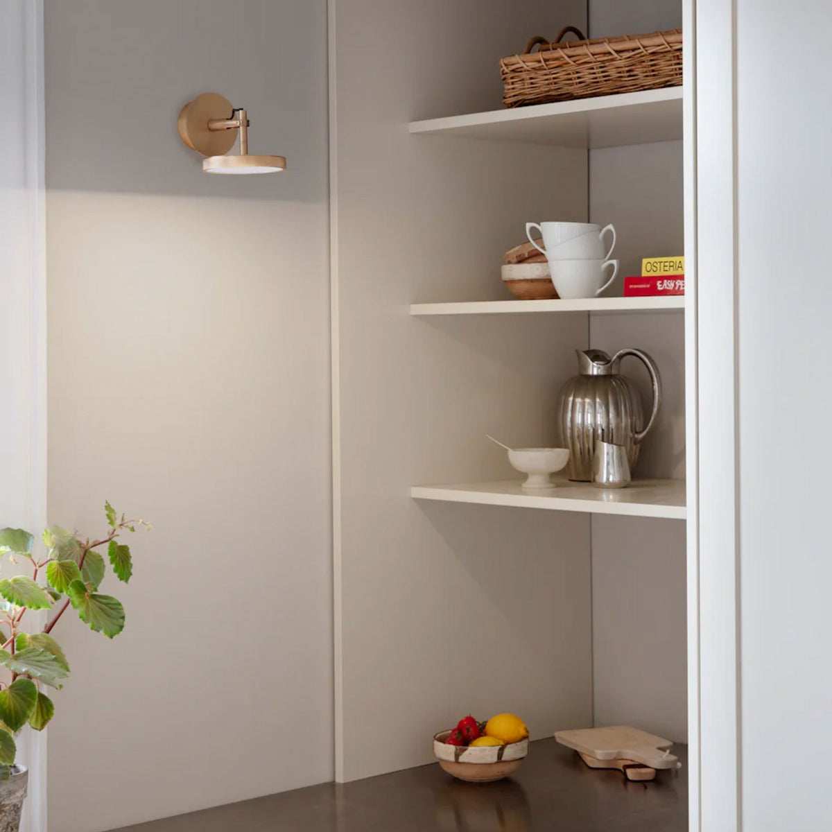 Asteria Spot Spotlampe - Plated brass - Umage