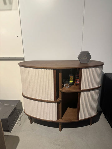 Audacious Highboard - Dark Oak / White Sands - Umage (UDSTILLINGSMODEL)