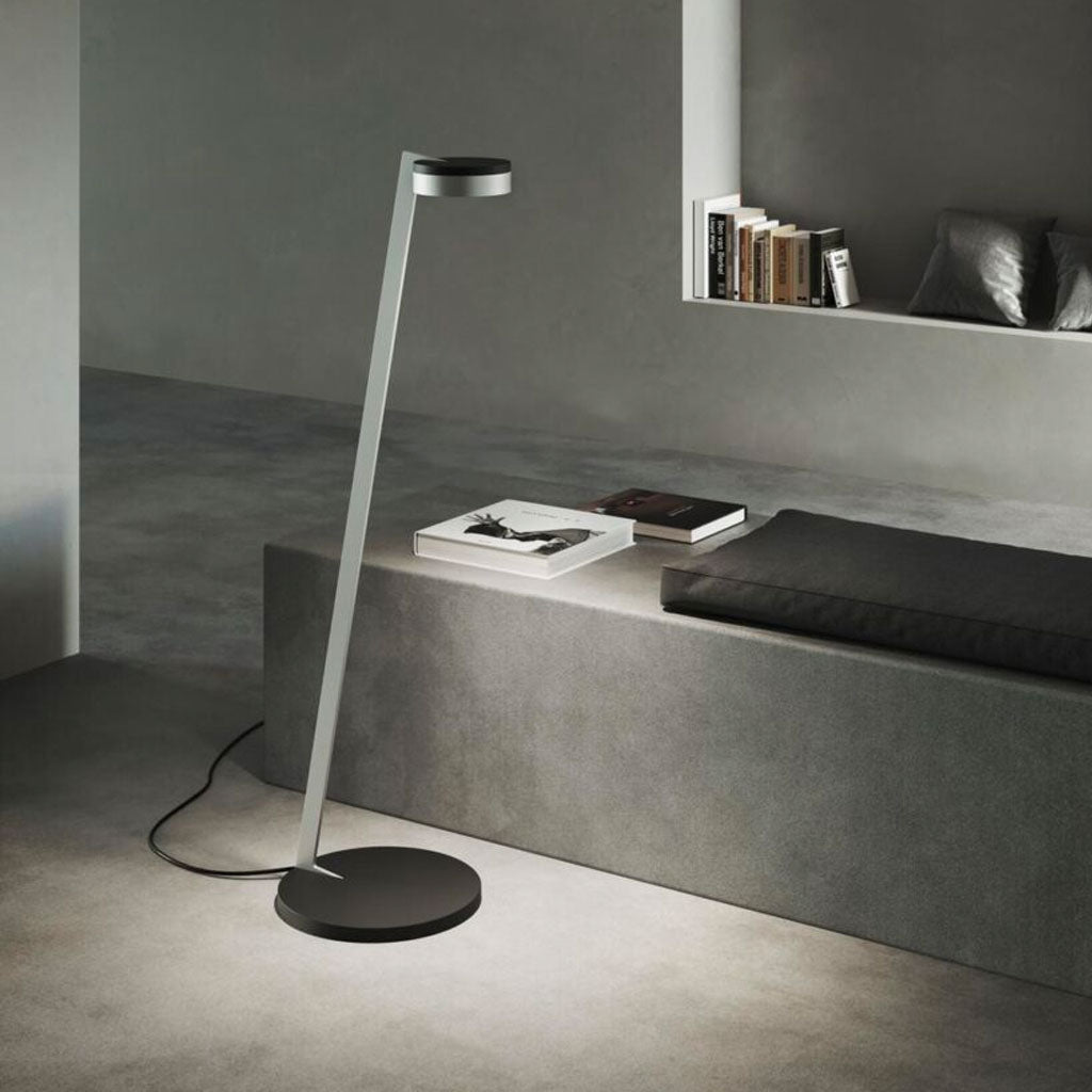 BLADE F1 Slim Gulvlampe - Matt Black / Satin Silver - Light Point / Studio F. A. Porsche