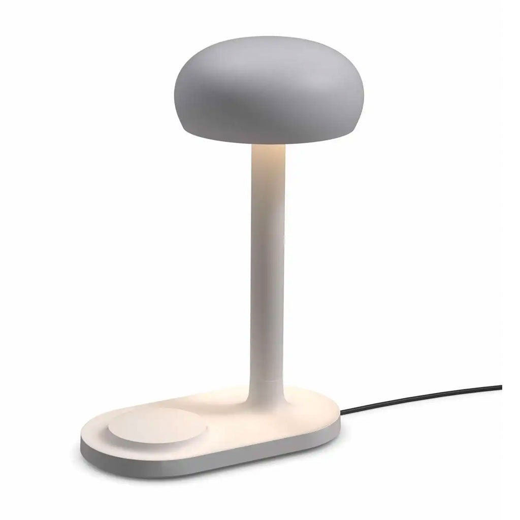 Emendo Bordlampe m/ QI trådløs oplader - Cloud - Eva Solo