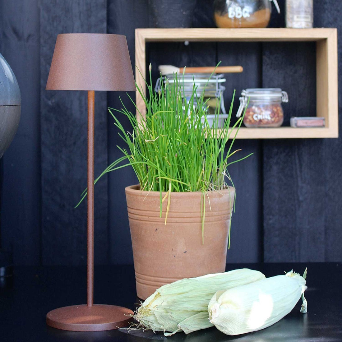 Modi Bordlampe - Corten - Loom Design