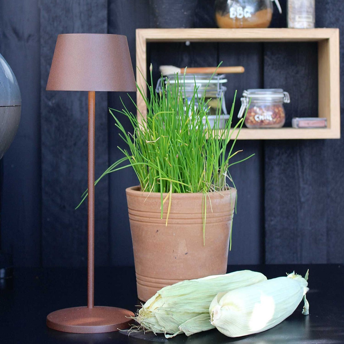 Modi Bordlampe - Corten - Loom Design