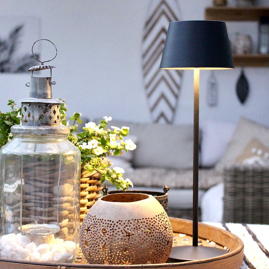 Modi Bordlampe - Sort - Loom Design