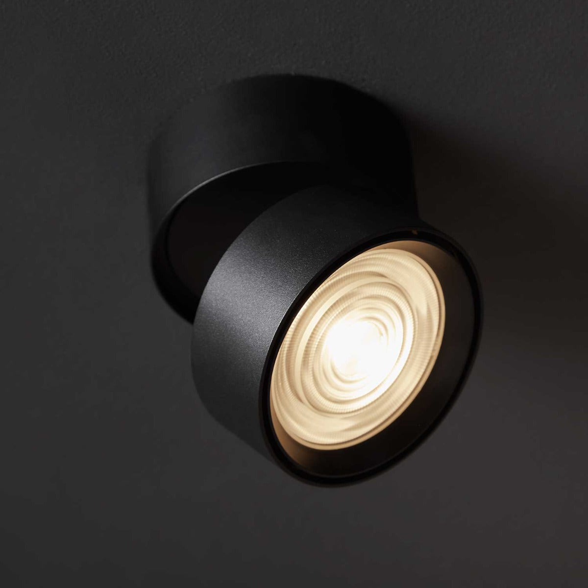 Ray Spot Loft/Vægspot - Sort - Loom Design