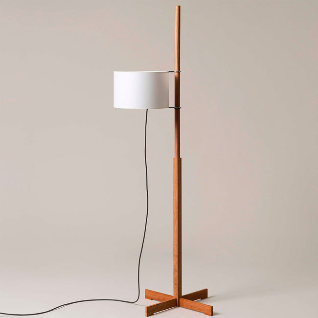 TMM Gulvlampe Eg/Hvid skærm - Santa & Cole