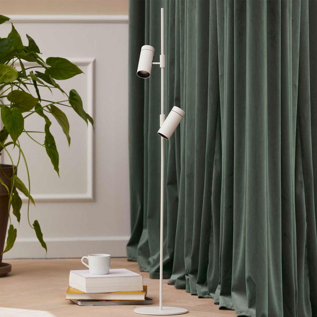 Sia Click Spot Gulvlampe med Sia Base Floor - Hvid - Loom Design