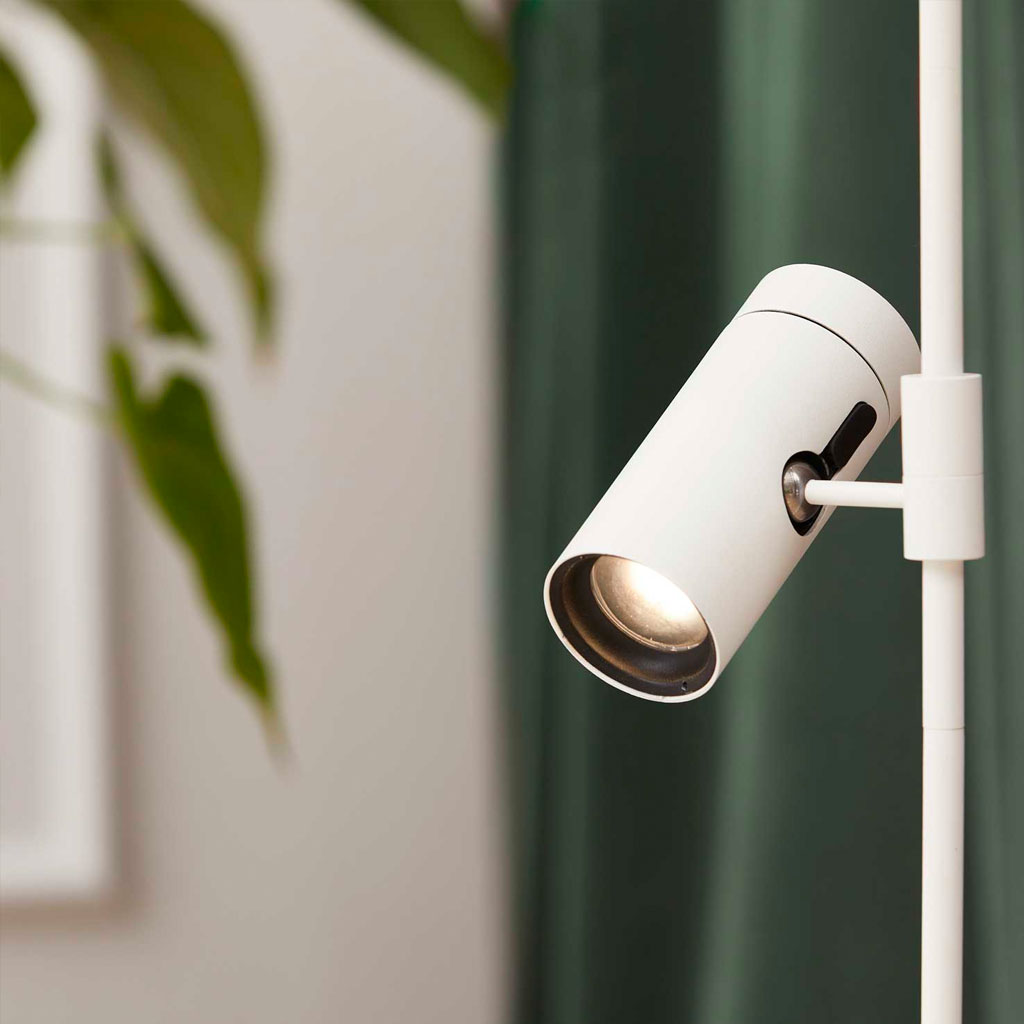 Sia Click Spot Gulvlampe med Sia Base Floor - Hvid - Loom Design