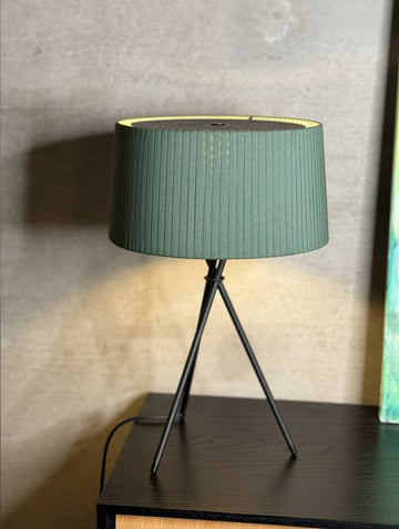 Tripode M3 bordlampe - Santa & Cole (UDSTILLINGSMODEL)