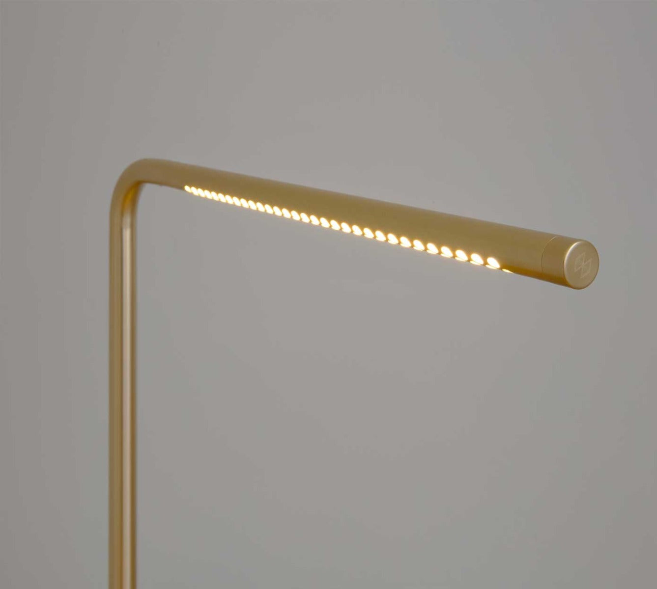 Omni Bordlampe - Plated Brass - Umage