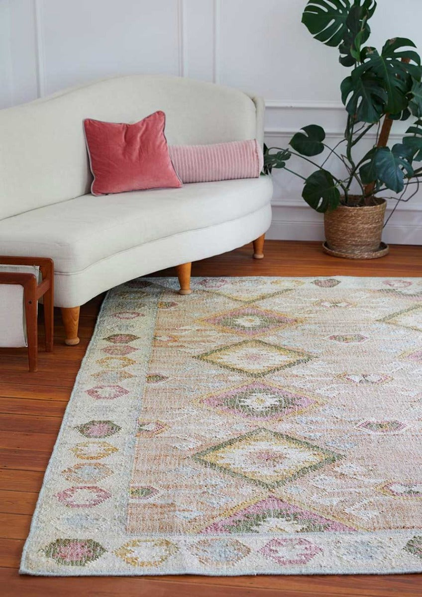 Valencia Jute Kelim Gulvtæppe - Natural/Rosa/Gul/Lyseblå - Liv Interior