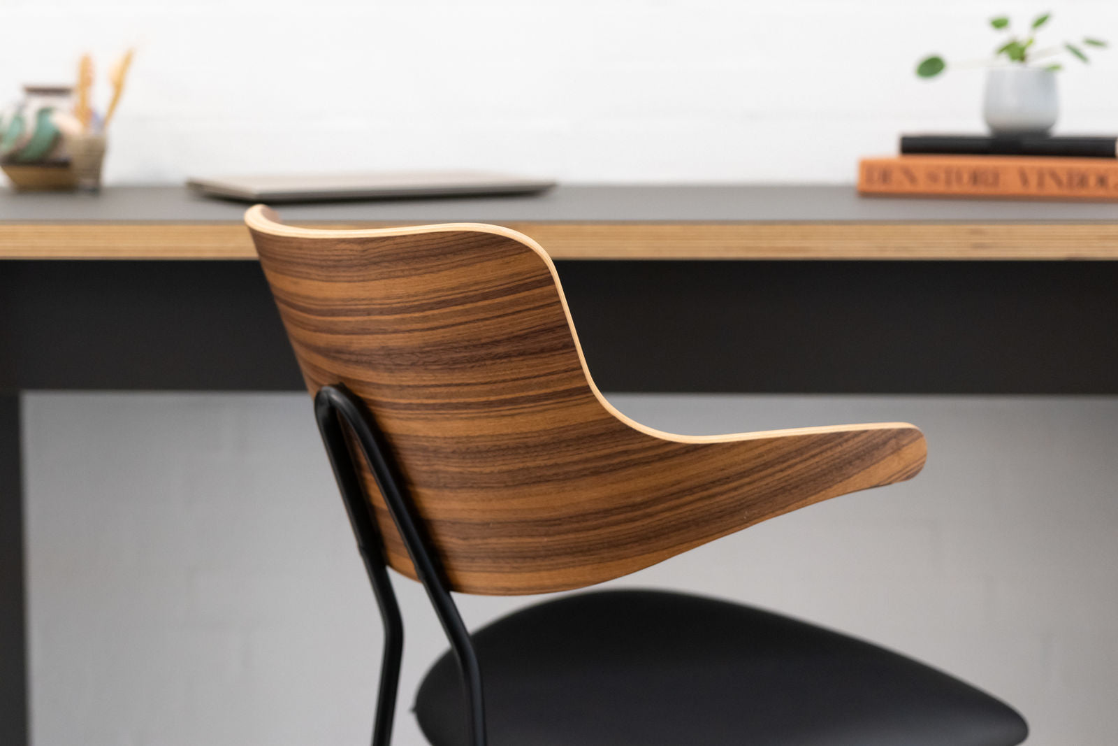 VL119 spisebordsstol (Sædepolstret - Læder m/drej) - Vermund