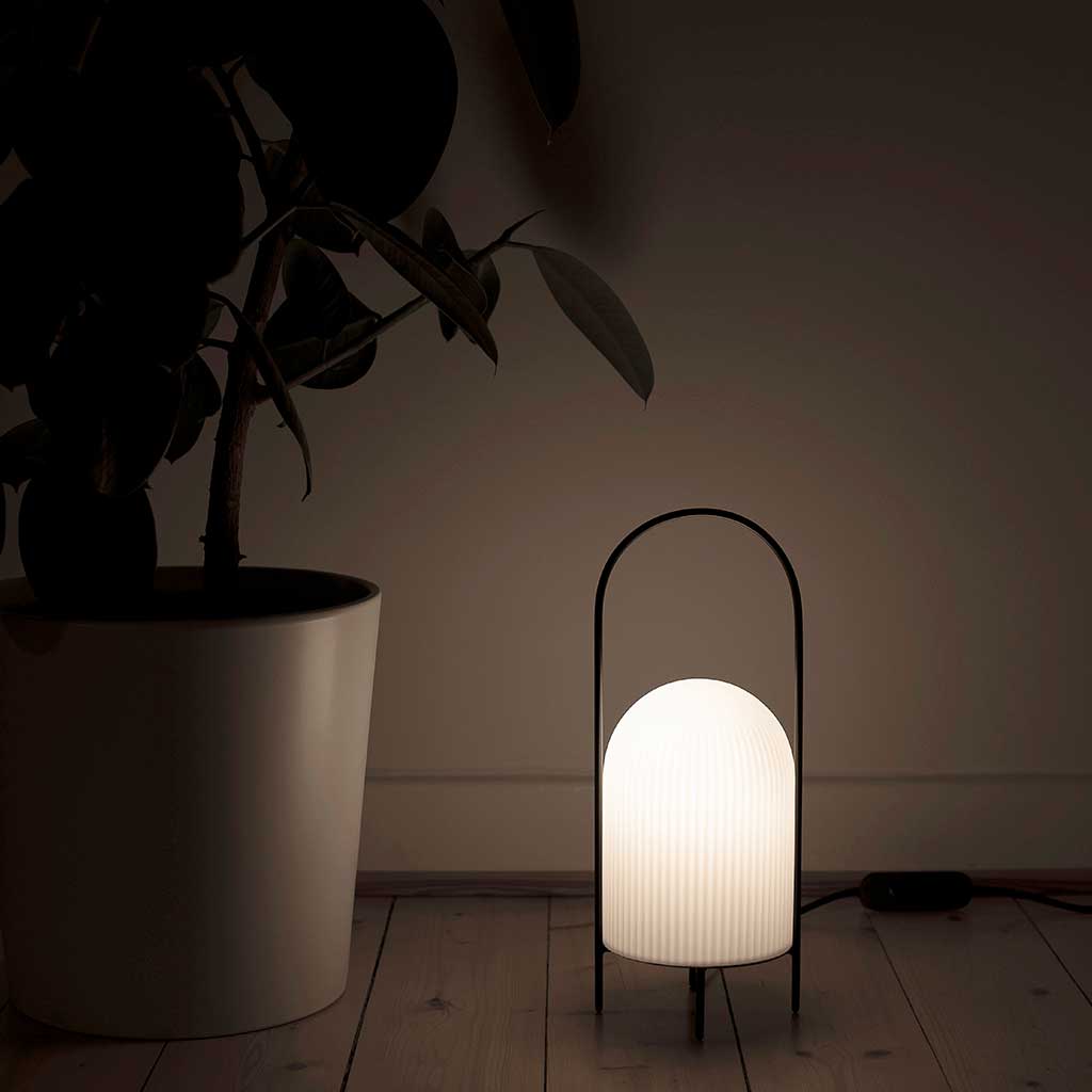 Ghost Gulvlampe - WOUD