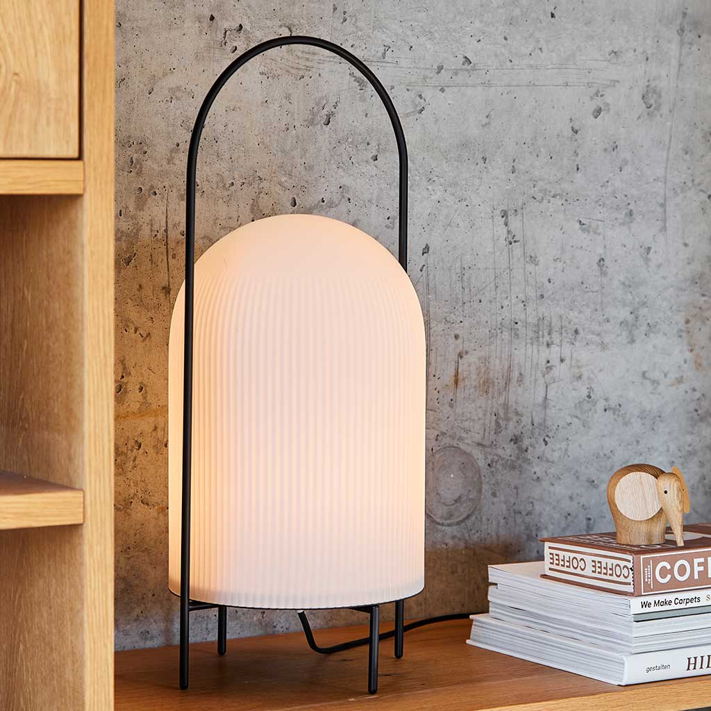 Ghost Gulvlampe - WOUD