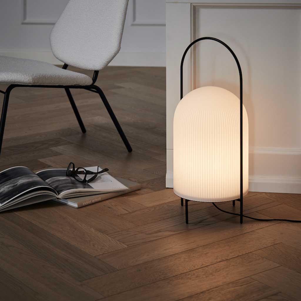 Ghost Gulvlampe - WOUD