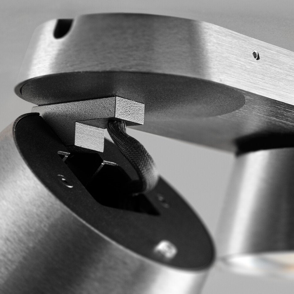 Vantage 2 (Titanium) - Light Point