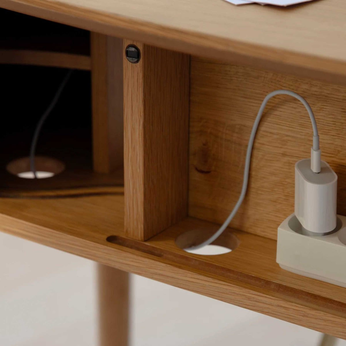 Audacious Skrivebord - Oak / Sugar Brown - Umage