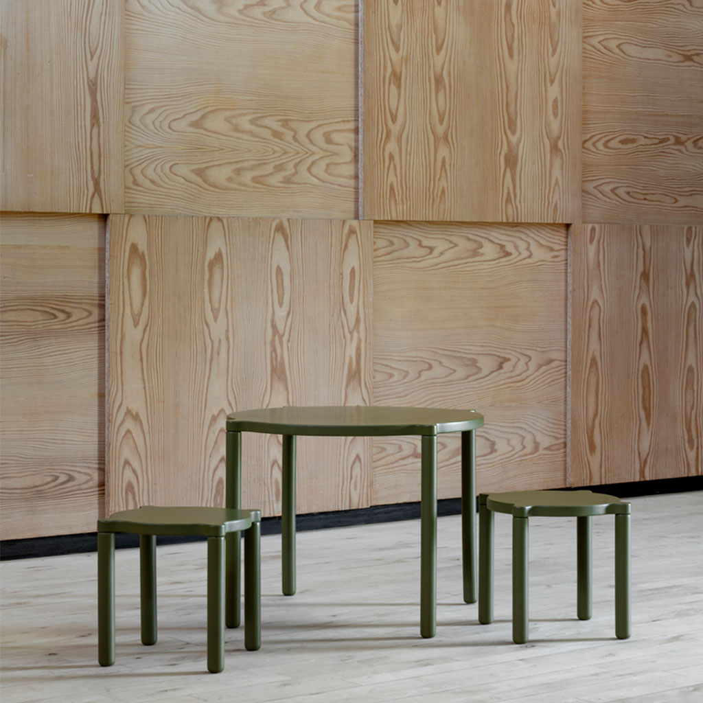 Stacking Table - by KlipKlap