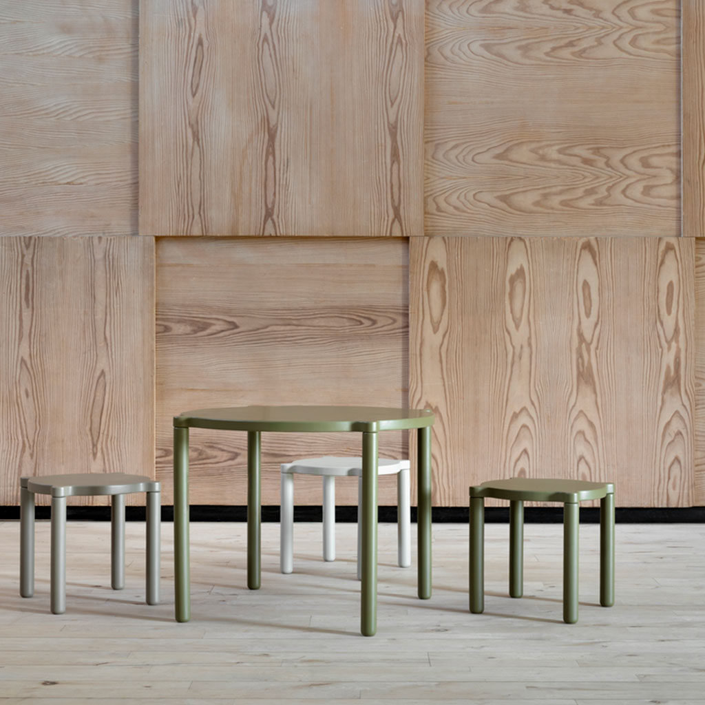 Stacking Table - by KlipKlap