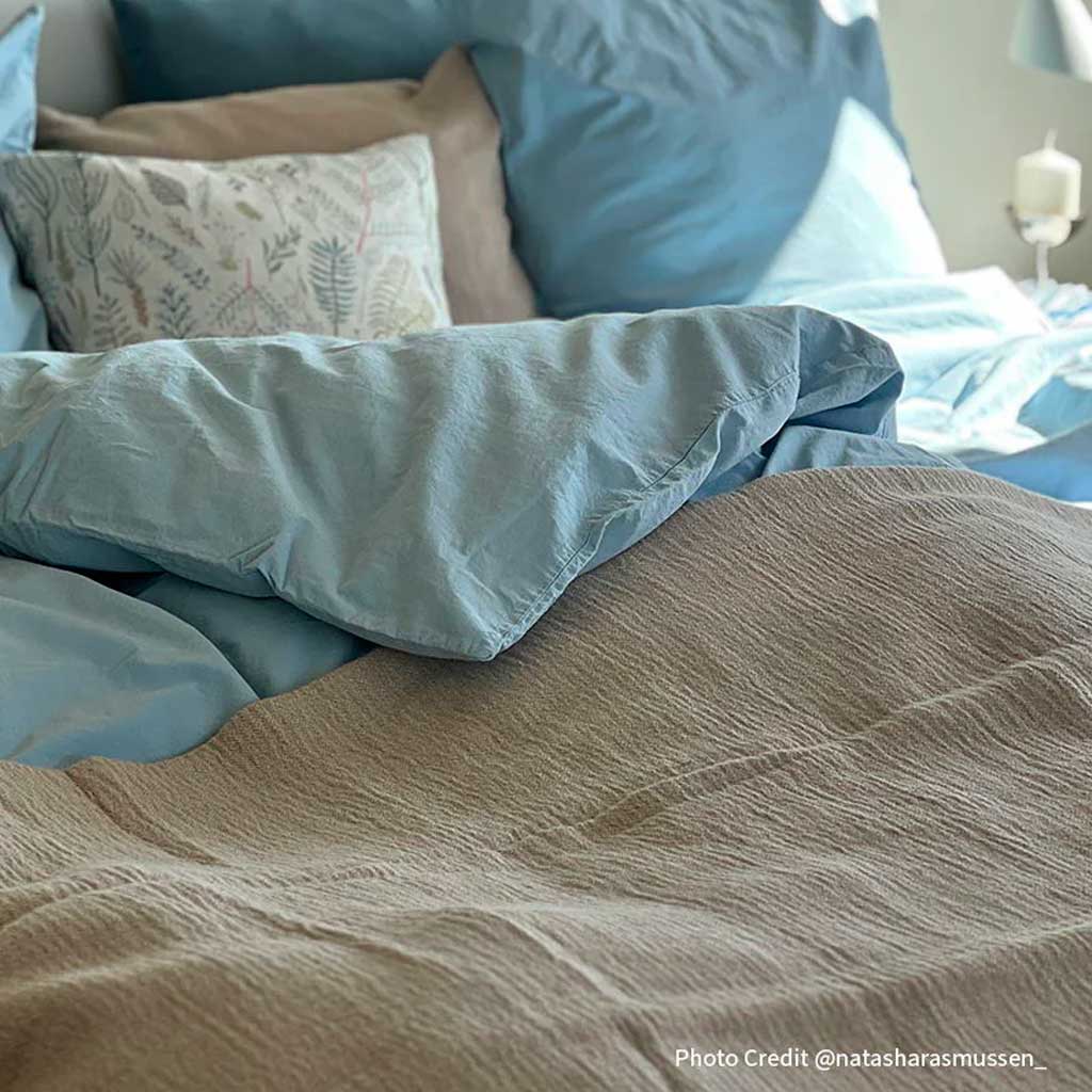 Botanica pude - 45x45 - Teel Blue - Compliments