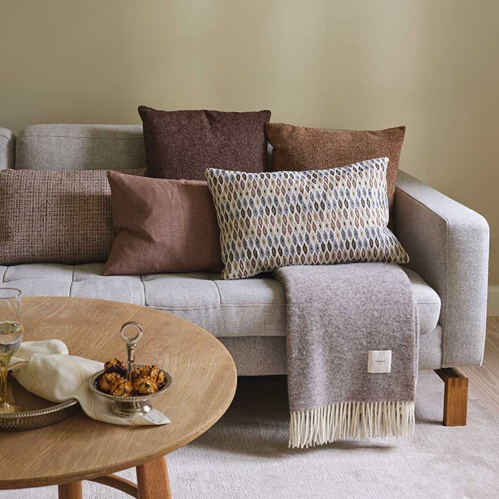 Matese pude - 40x60 - Linen - Compliments