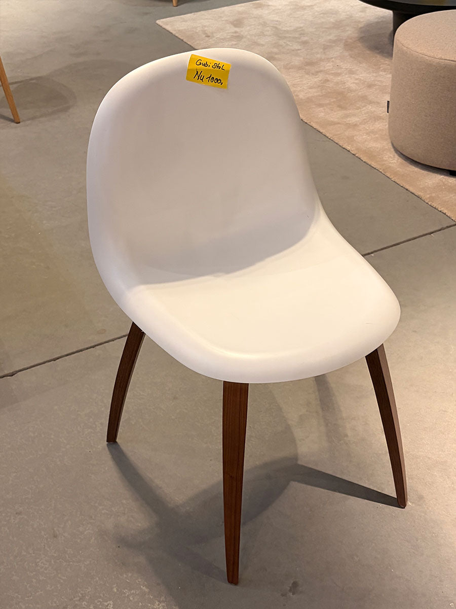 3D spisebordsstol - Gubi (UDSTILLINGSMODEL)