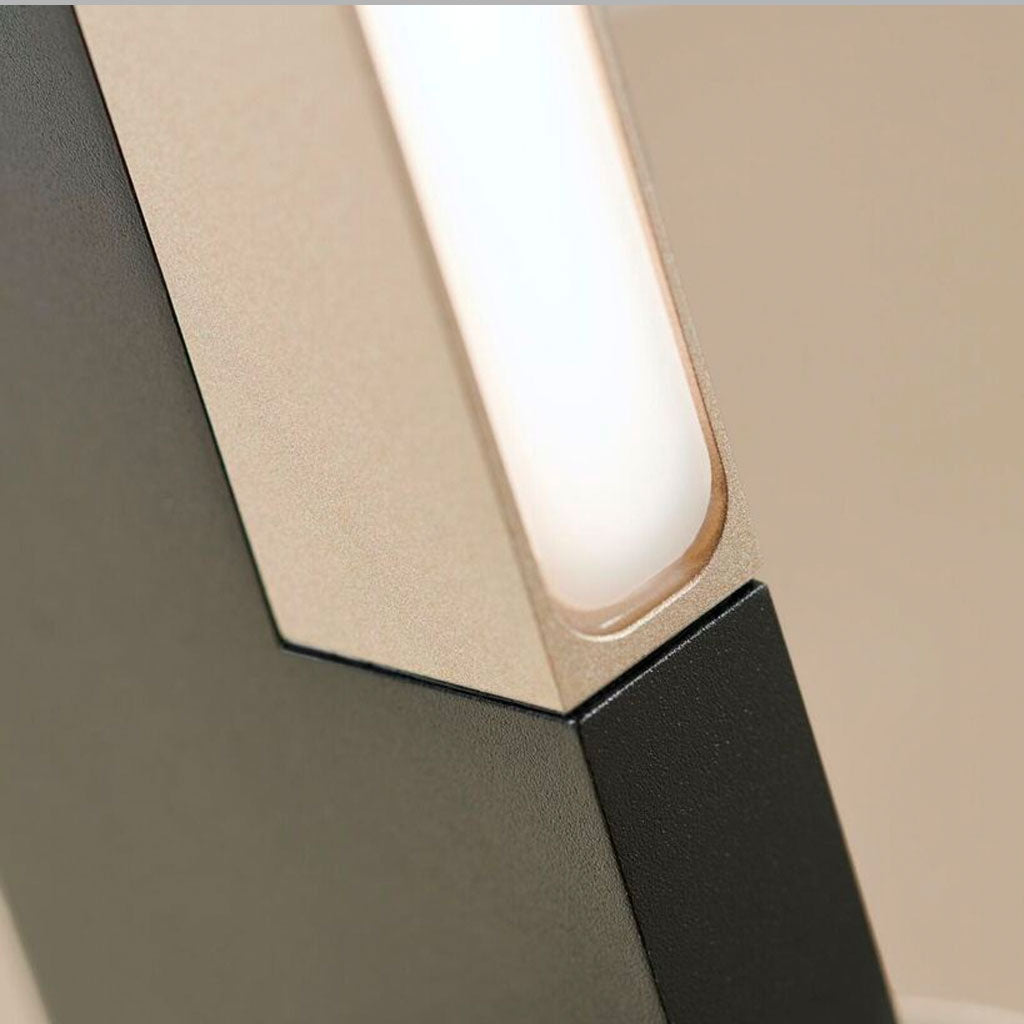 INLAY Gulvlampe F1 - Matt Black / Satin Gold - Light Point / Studio F. A. Porsche