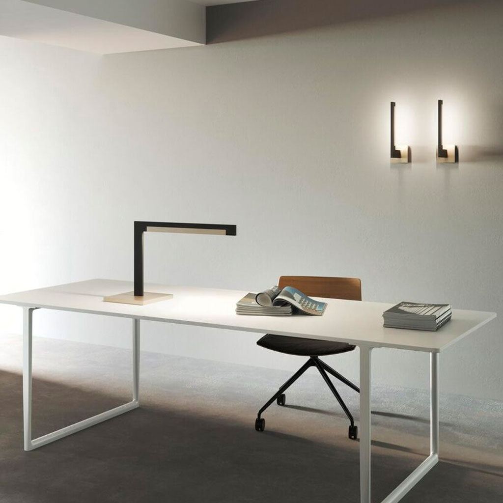 INLAY Væglampe W1 - Matt Black / Satin Gold - Light Point / Studio F. A. Porsche