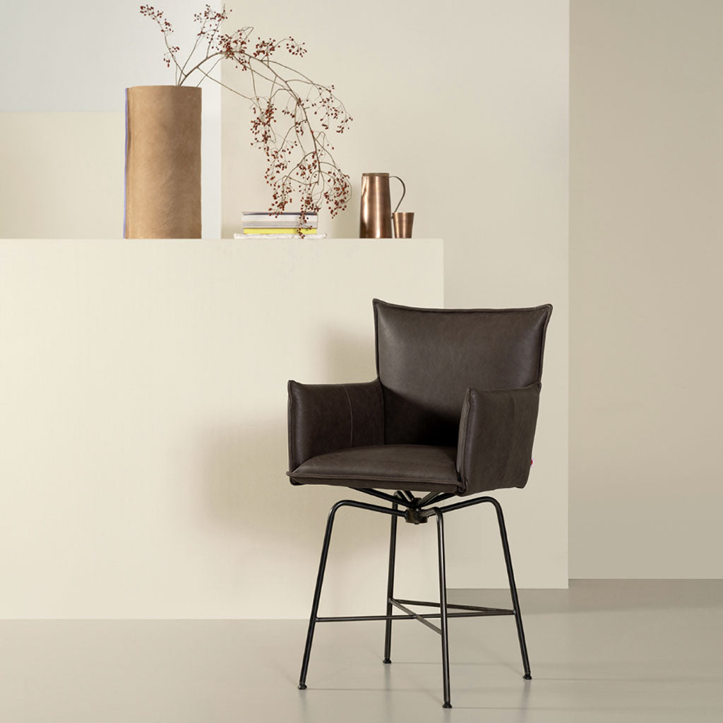 Sanne Swivel Barstol - Jess Design