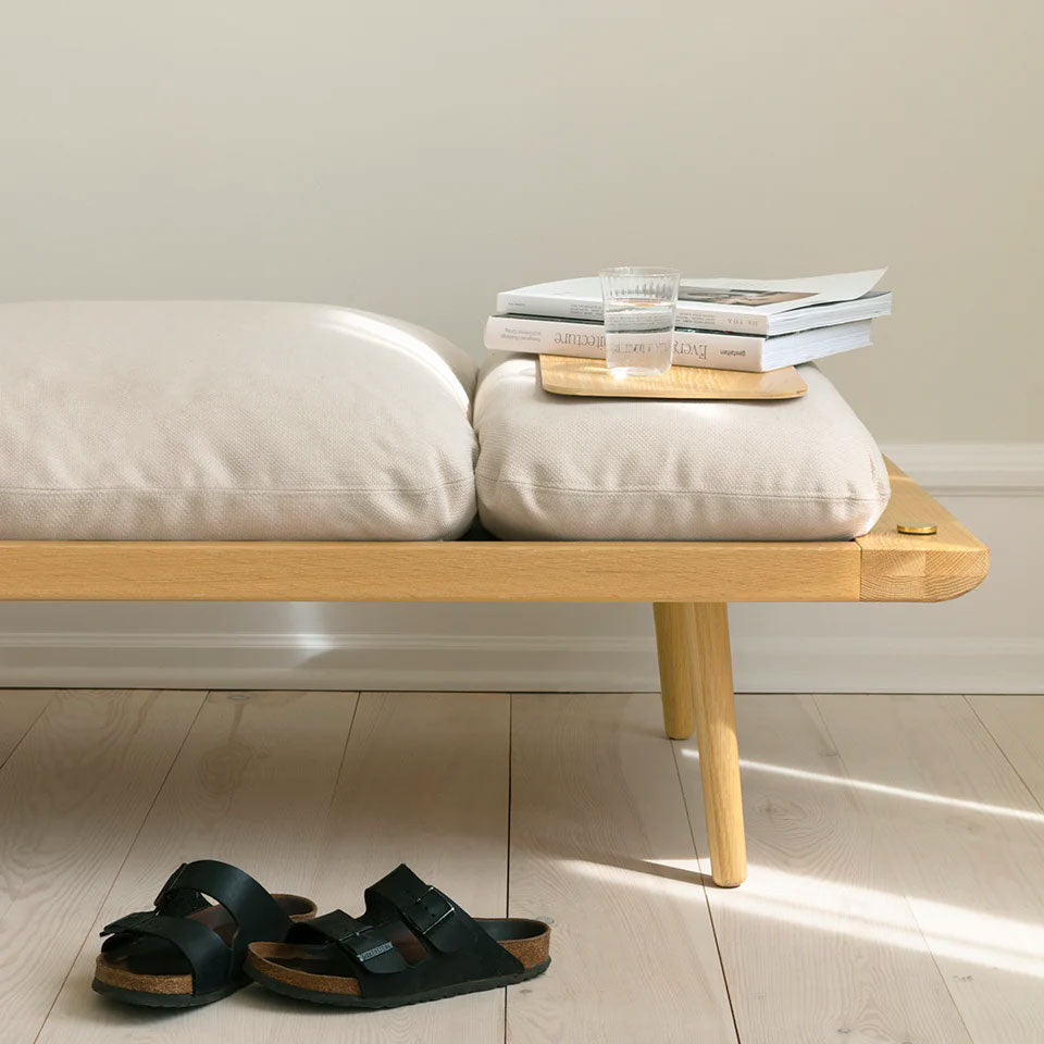 Lounge Around Daybed - Oak/White sands - Umage