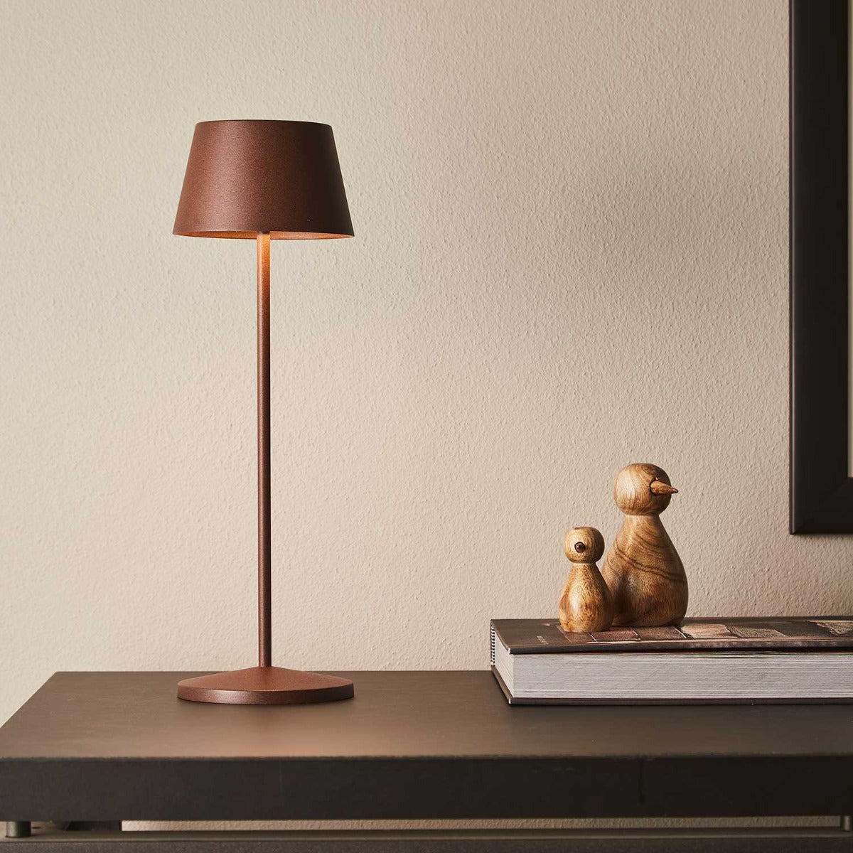 Modi Bordlampe - Corten - Loom Design