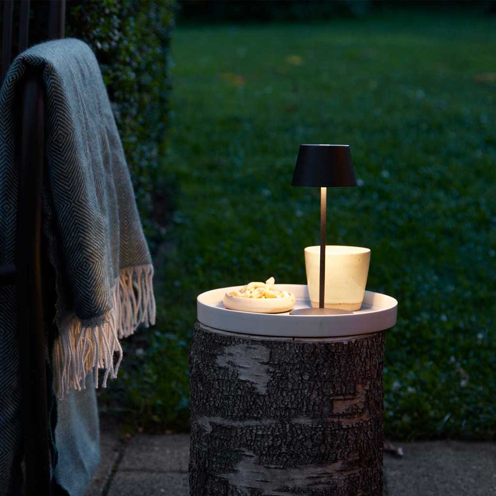 Modi Micro Bordlampe - Sort - Loom Design
