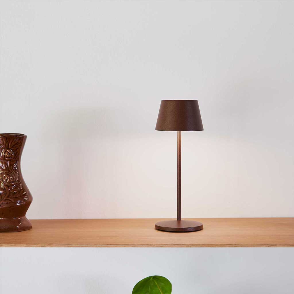 Modi Micro Bordlampe - Corten - Loom Design