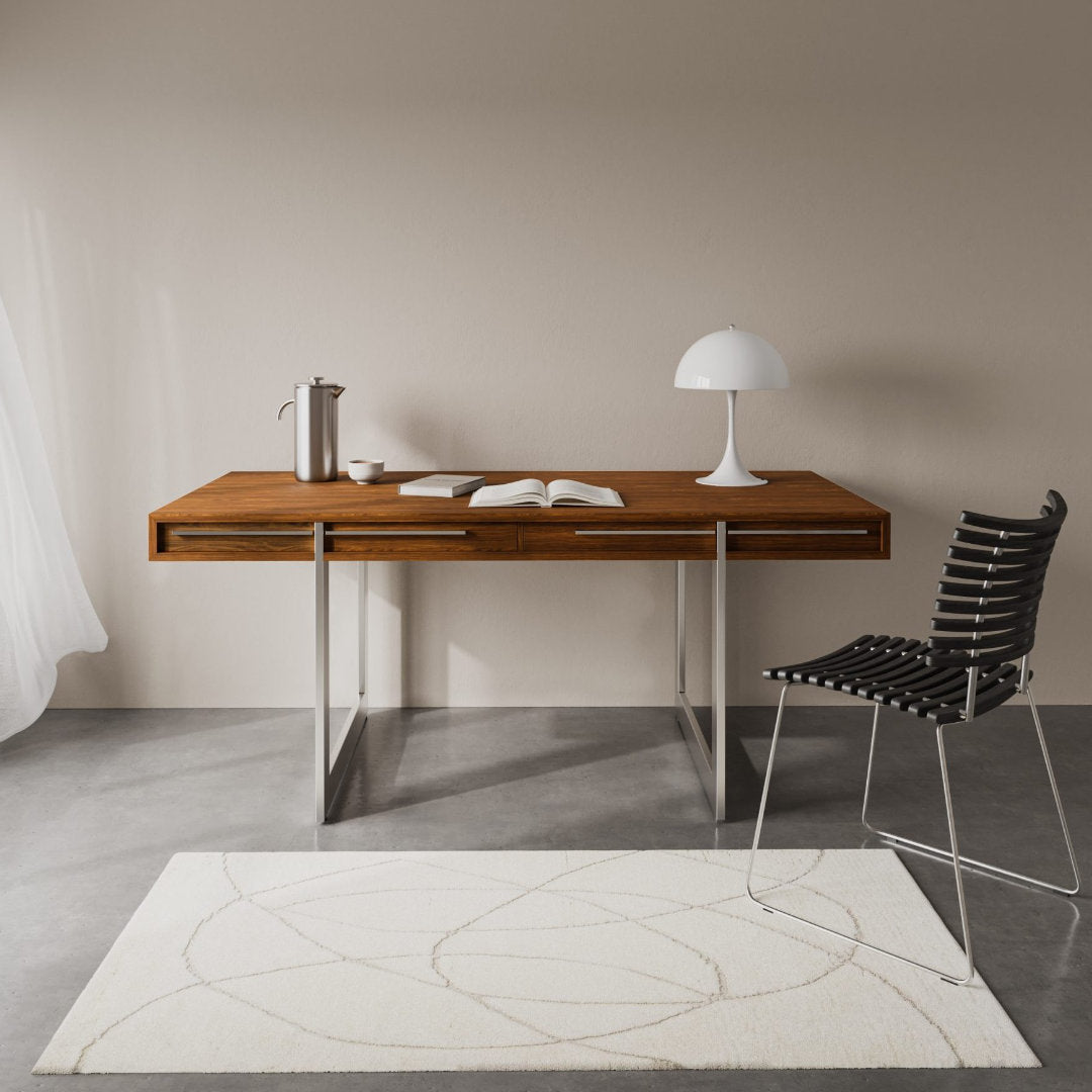 AK 1340 skrivebord - Naver Collection