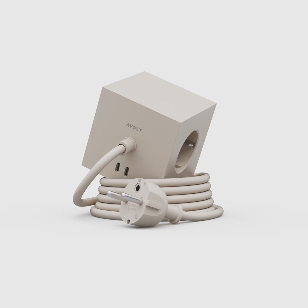 Square 1 stikdåse - AVOLT