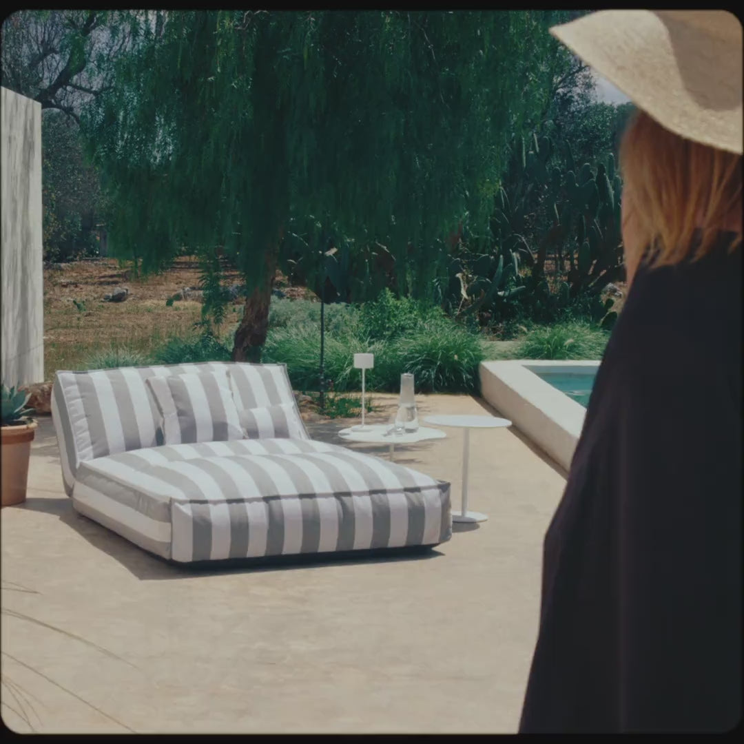 Stay Outdoor Bed - Stripes - Blomus