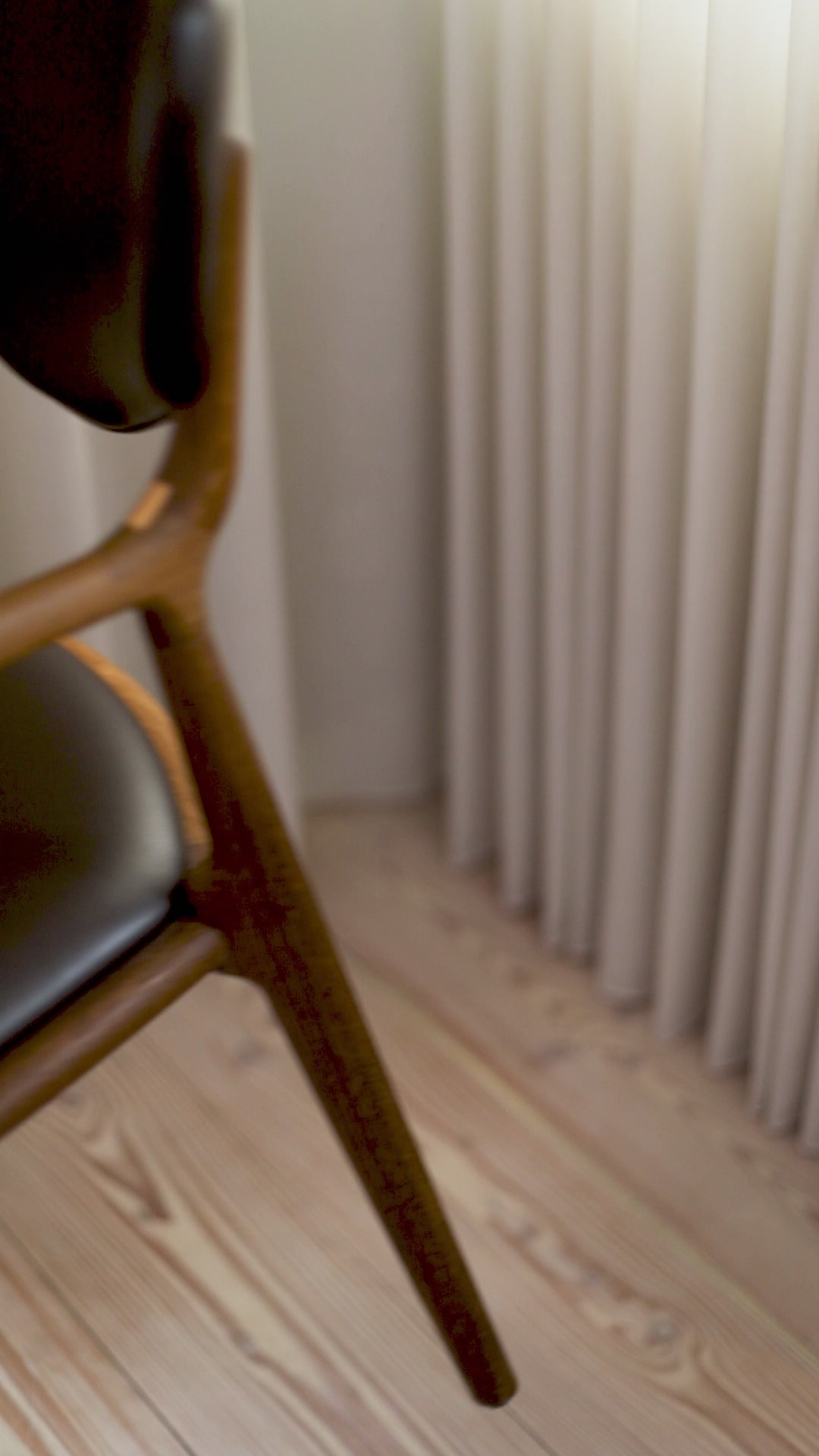Salon Chair - Ro Collection
