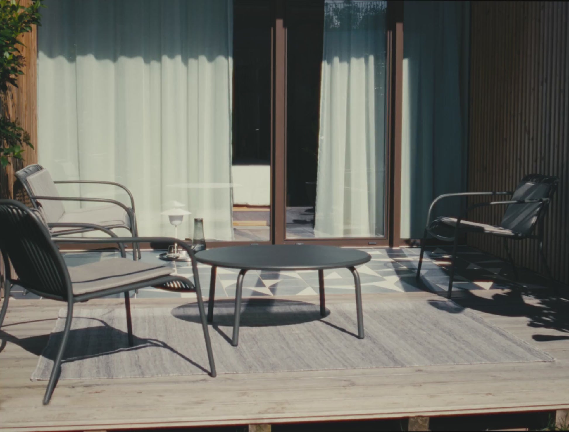 Yua Lounge Table Havebord - Ø80 - Blomus