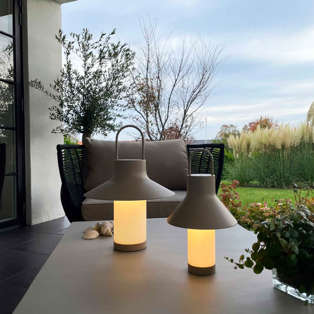 Shadow Batteri Bordlampe - Large - Gråbeige - Loom Design