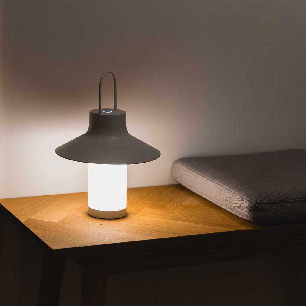 Shadow Batteri Bordlampe - Large - Gråbeige - Loom Design