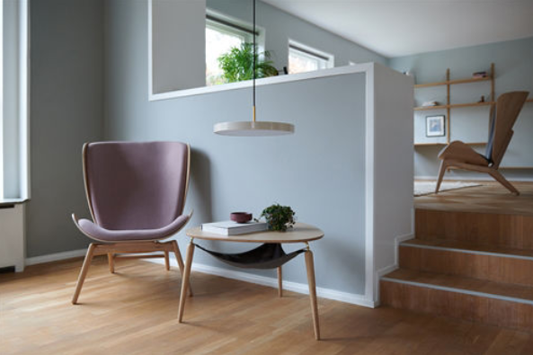 Hang Out Sofabord - Oak/Brass - H: 49 cm - Umage