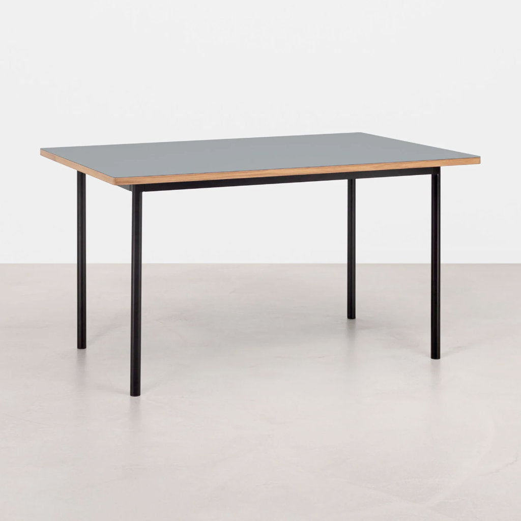 Essential spisebord - 140x90 - Grå - Tablelab