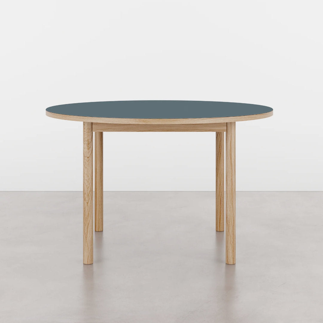 Essential Oak spisebord - Ø120 - Dusty Blue - Tablelab