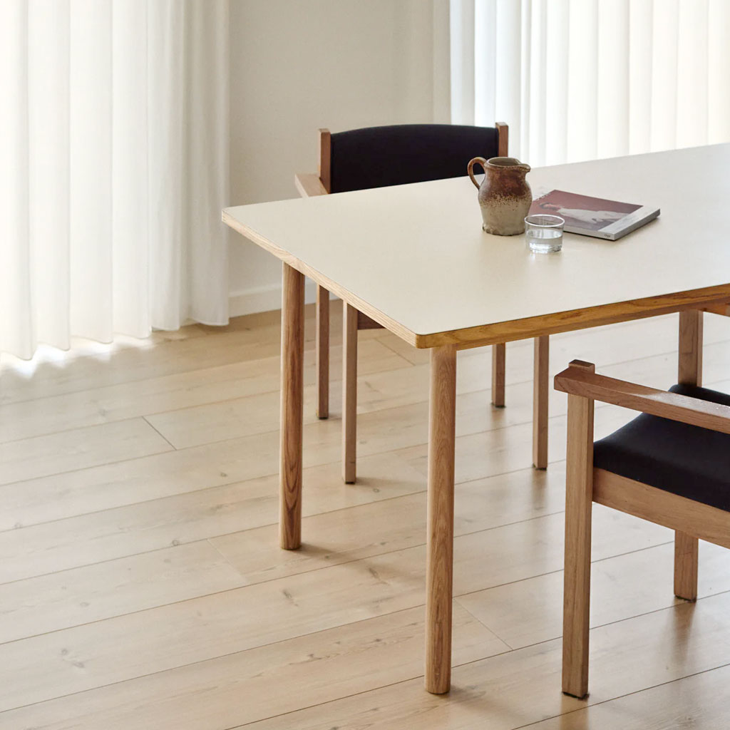 Essential Oak spisebord - Tablelab