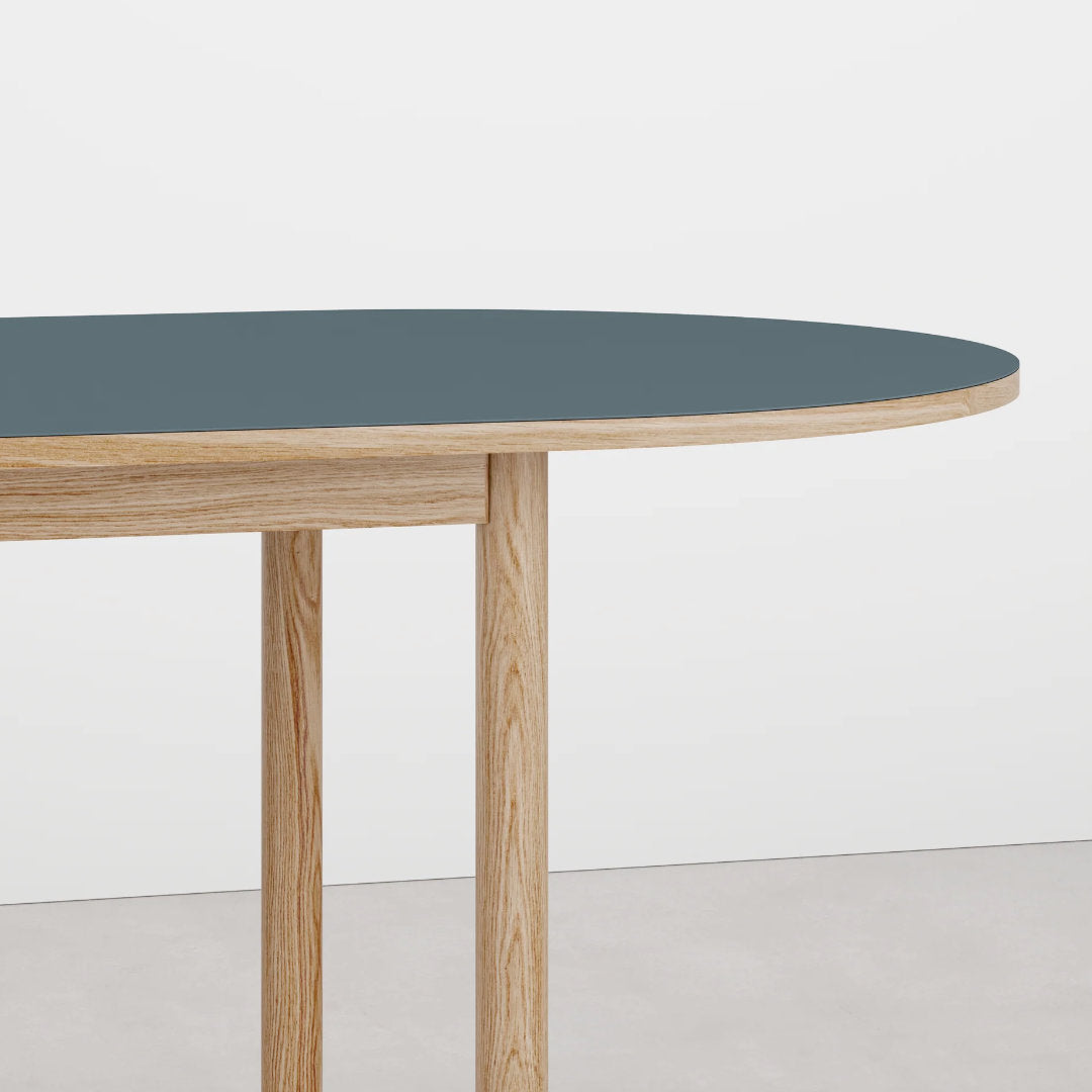 Essential Oak Pill spisebord - 256x90 - Dusty Blue - Tablelab